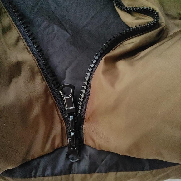 Valuker Olvide Green Down Coat With Fur Hood - Picture 9 of 10